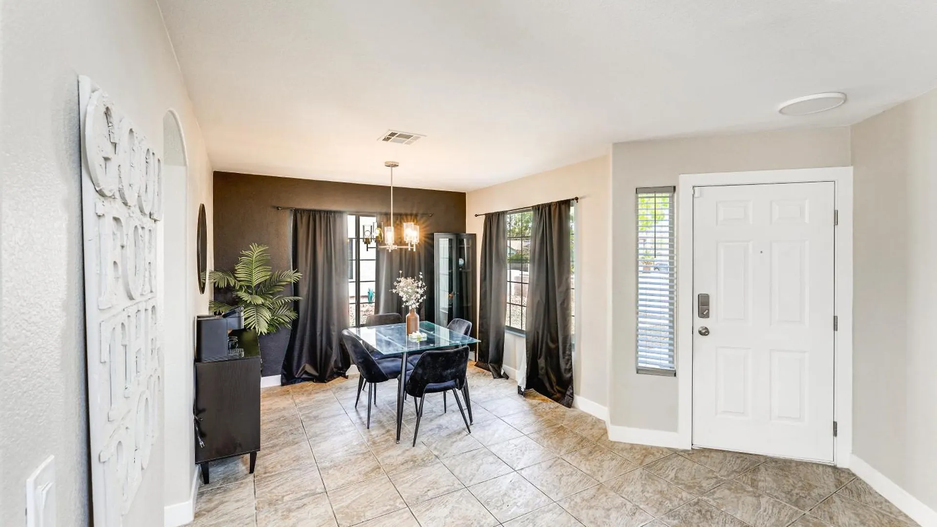 Las Vegas Home With Private Pool - Close To Casinos! 펜션 라스베이거스